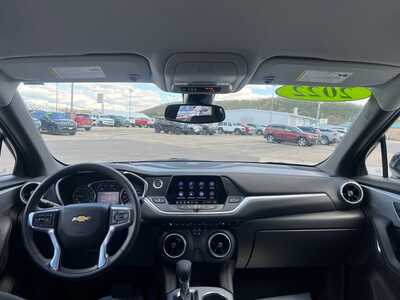 2022 Chevrolet Blazer, $25500. Photo 3