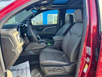 2026 Chevrolet Colorado Crew Cab, $57900. Photo 6
