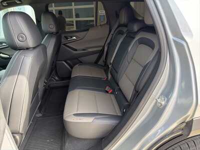 2025 Chevrolet Equinox, $28080. Photo 8