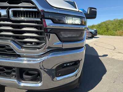 2026 RAM 2500 Crew Cab, $66317. Photo 10
