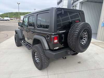 2020 Jeep Wrangler Unlimited, $26180. Photo 11