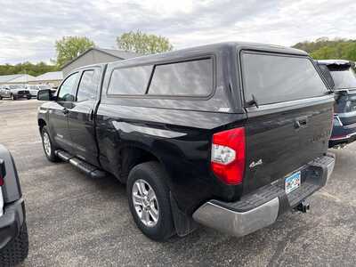2016 Toyota Tundra Crew Cab, $26000. Photo 3