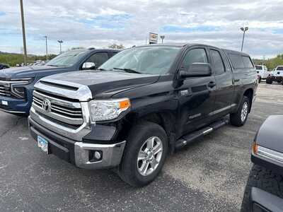 2016 Toyota Tundra Crew Cab, $26000. Photo 1