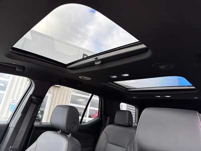 2023 Chevrolet Traverse, $31680. Photo 7