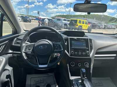 2022 Subaru Crosstrek, $23680. Photo 2