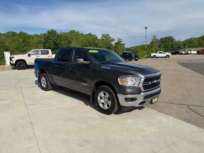2024 RAM 1500 Crew Cab, $38680. Photo 5