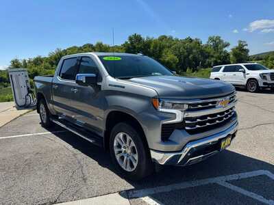 2026 Chevrolet 1500 Crew Cab, $67430. Photo 12