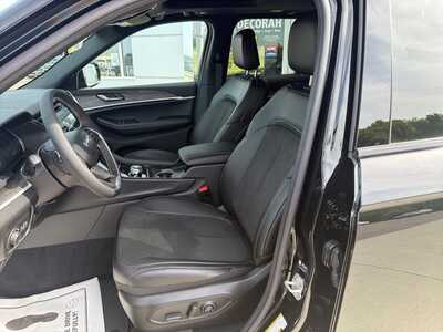 2026 Jeep Grand Cherokee, $45080. Photo 3
