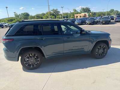 2026 Jeep Grand Cherokee, $48937. Photo 7