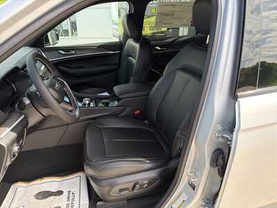 2026 Jeep Grand Cherokee L, $48745. Photo 2