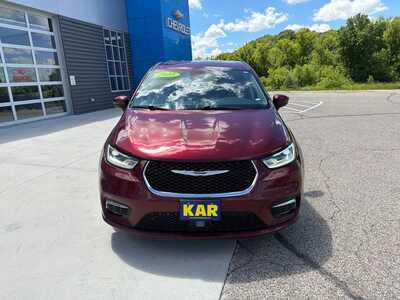 2023 Chrysler Pacifica, $24080. Photo 5