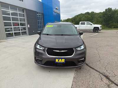 2023 Chrysler Pacifica, $25180. Photo 4