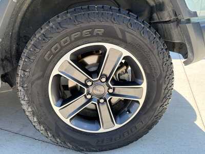 2023 Jeep Wrangler, $27180. Photo 6