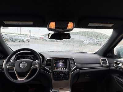 2015 Jeep Grand Cherokee, $13880. Photo 3