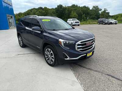 2018 GMC Terrain, $12180. Photo 2