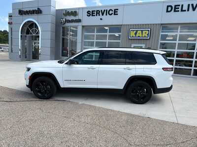 2024 Jeep Grand Cherokee L, $36180. Photo 11