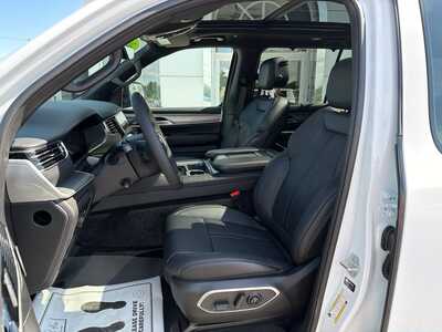 2026 Jeep Grand Wagoneer, $76980. Photo 2