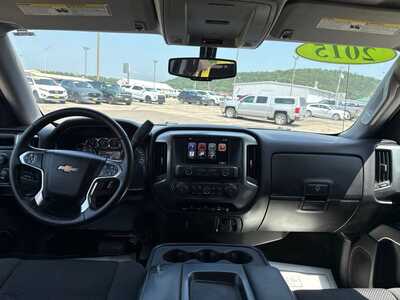 2015 Chevrolet 1500 Crew Cab, $15680. Photo 3