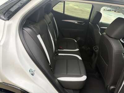 2024 Buick Envision, $32180. Photo 7