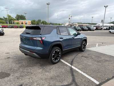 2027 Chevrolet Equinox, $37080. Photo 3