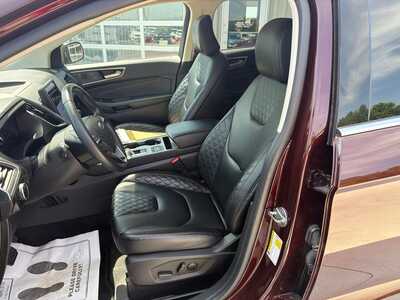 2024 Ford Edge, $26180. Photo 3