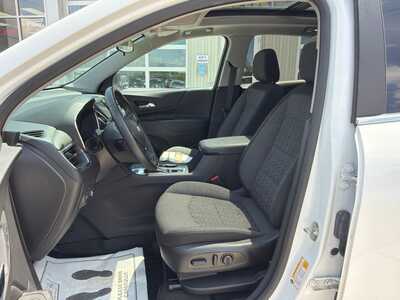 2024 Chevrolet Equinox, $25180. Photo 2