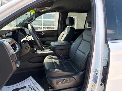 2025 GMC Yukon, $64680. Photo 2