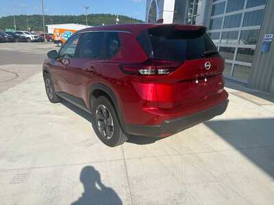 2025 Nissan Rogue, $22680. Photo 11
