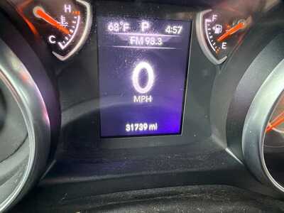 2022 Jeep Gladiator, $33080. Photo 10