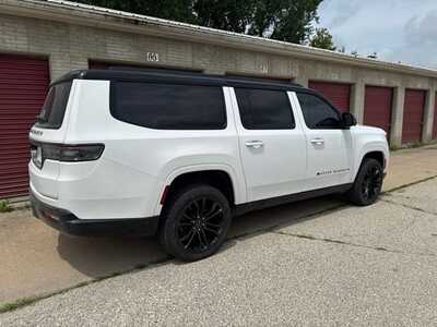 2024 Jeep Grand Wagoneer, $52180. Photo 3