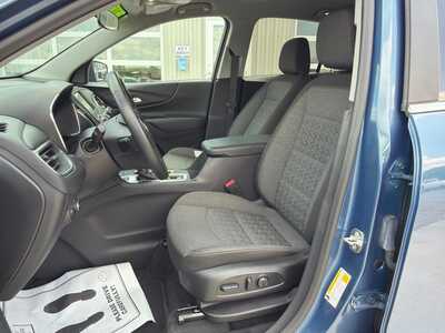 2024 Chevrolet Equinox, $24680. Photo 2