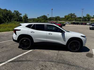 2026 Chevrolet Trax, $29080. Photo 12