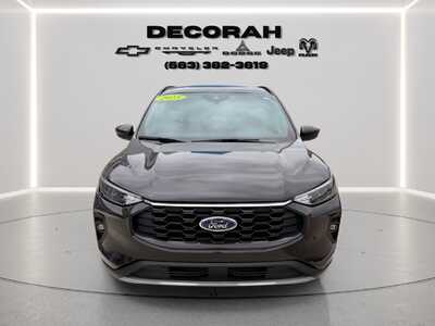 2025 Ford Escape, $23880. Photo 11