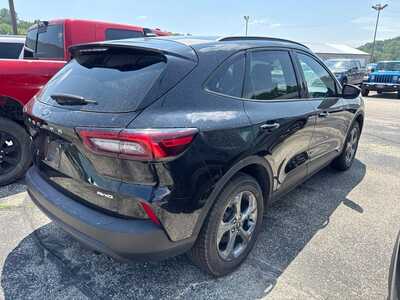 2025 Ford Escape, $25080. Photo 3