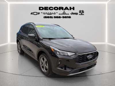 2025 Ford Escape, $23880. Photo 6