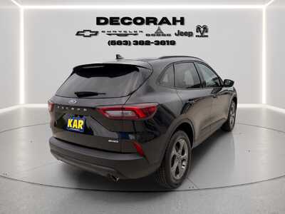 2025 Ford Escape, $23880. Photo 8