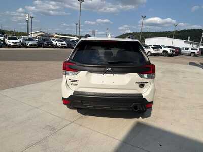 2022 Subaru Forester, $26180. Photo 10
