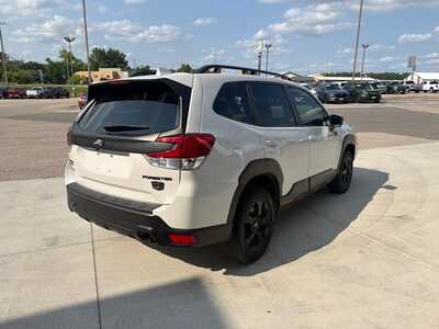 2022 Subaru Forester, $26180. Photo 11