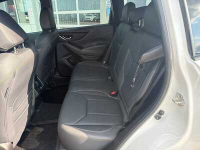 2022 Subaru Forester, $26180. Photo 7