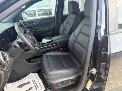2025 Chevrolet Equinox, $28080. Photo 3