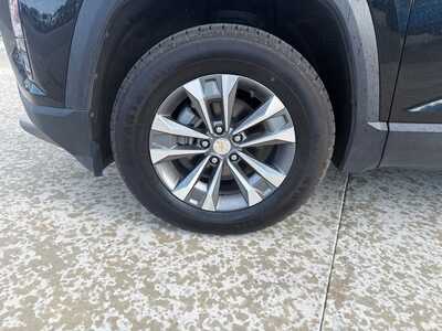 2025 Chevrolet Equinox, $28080. Photo 6