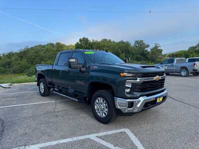 2026 Chevrolet 2500 Crew Cab, $73180. Photo 5