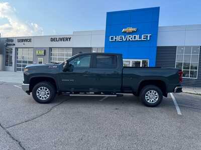 2026 Chevrolet 2500 Crew Cab, $73180. Photo 9