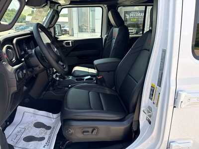 2026 Jeep Gladiator, $54787. Photo 5