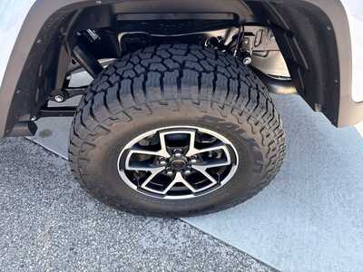 2026 Jeep Gladiator, $54787. Photo 7