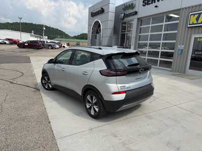 2023 Chevrolet Bolt EUV, $23680. Photo 11