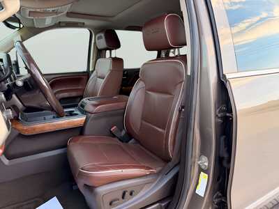 2015 Chevrolet 2500 Crew Cab, $31080. Photo 6