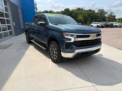 2024 Chevrolet 1500 Crew Cab, $36480. Photo 12