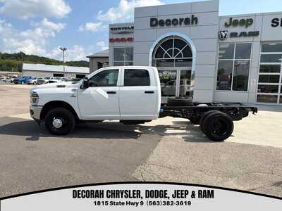 2026 RAM 3500 Crew Cab, $66680. Photo 11
