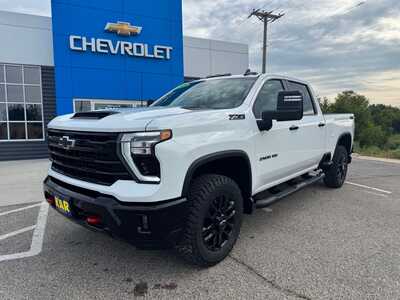 2026 Chevrolet 2500 Crew Cab, $67180. Photo 12